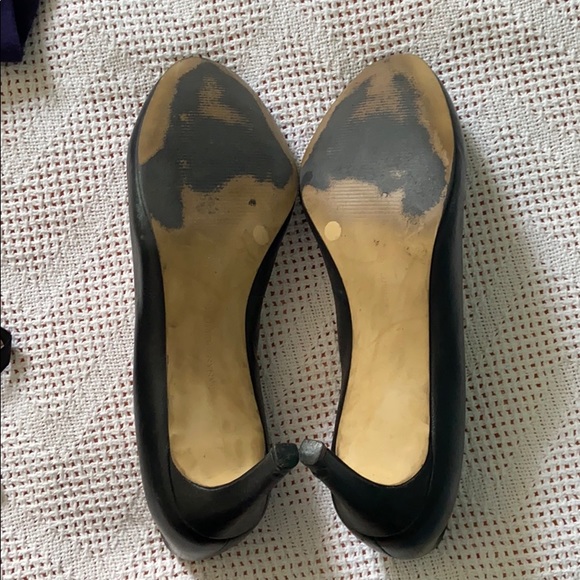 Banana Republic Black Leather Heels - Picture 4 of 6